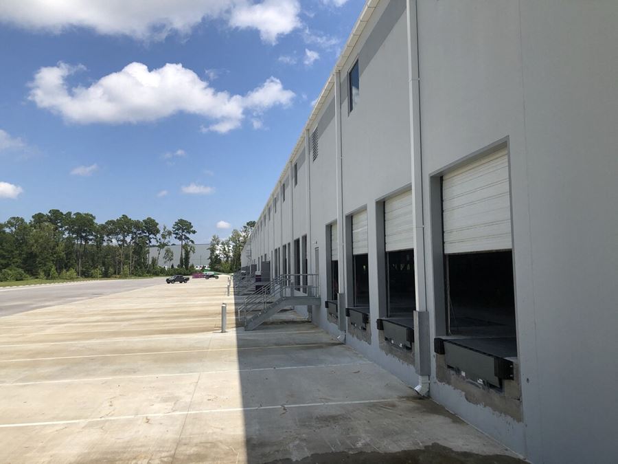 7770 Palmetto Commerce Parkway