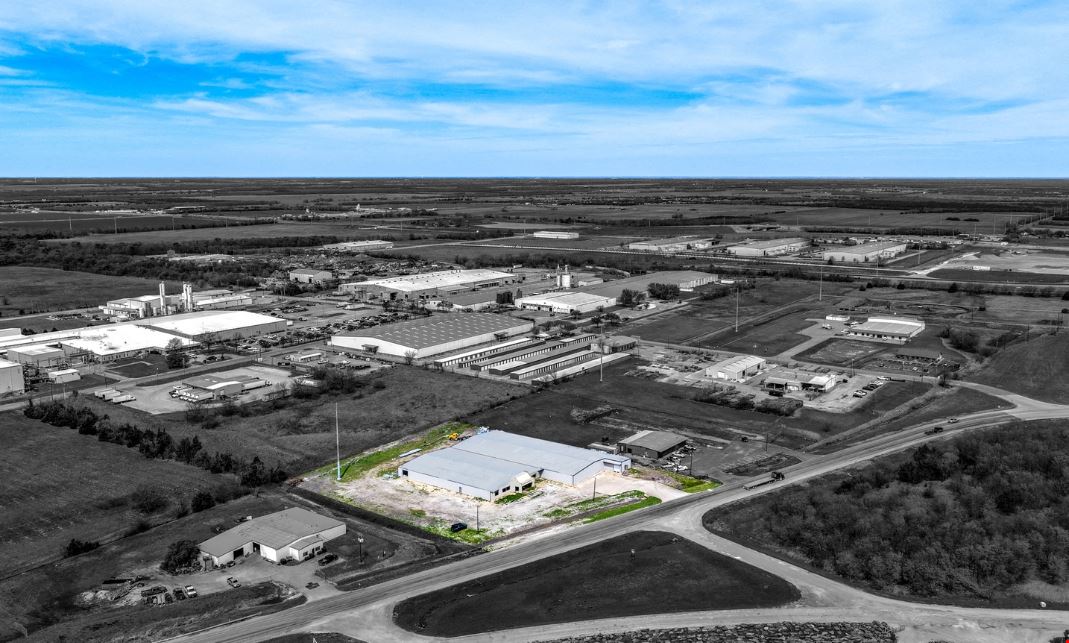 5888 Highway 66 Greenville TX - 38125 SF Flex Space