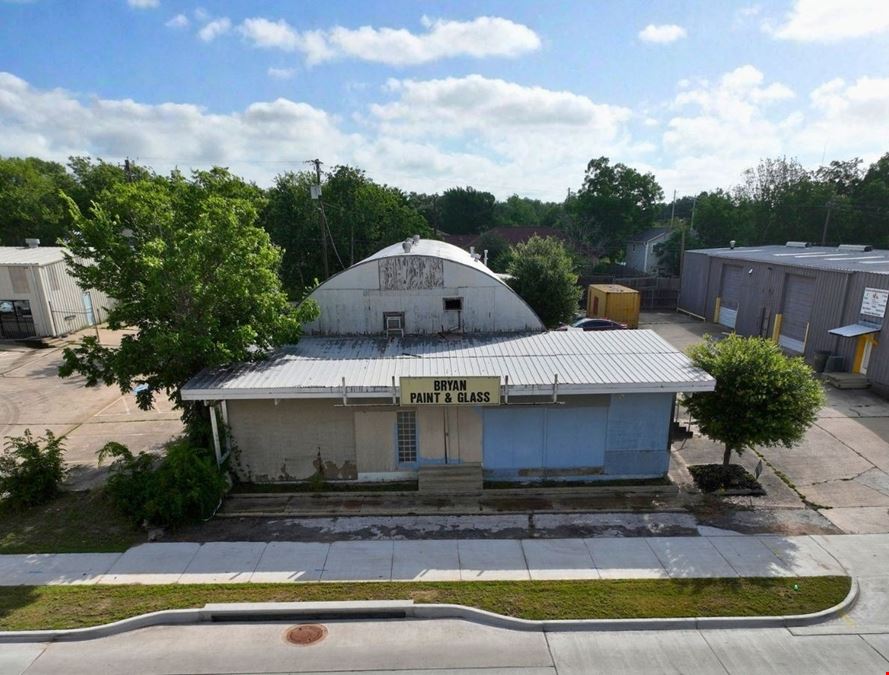 2111 South College Ave