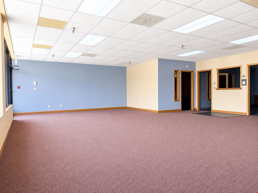 3120 Montvale Dr
