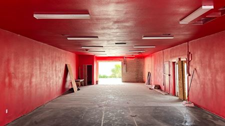 Preview of Retail space for Rent at 5533-5539 W Glendale Ave