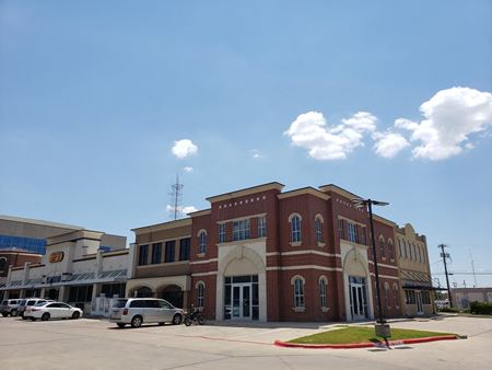 Preview of Retail space for Rent at 208 North Texas Avenue