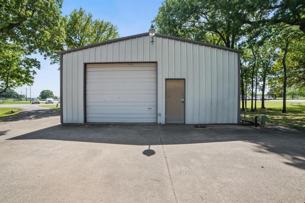 Office/Warehouse for Sale in Seagoville