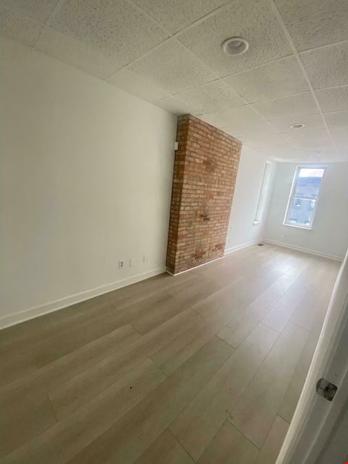 1733 Maryland