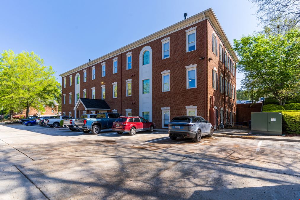 Peachtree Corners Office Headquarters For Lease