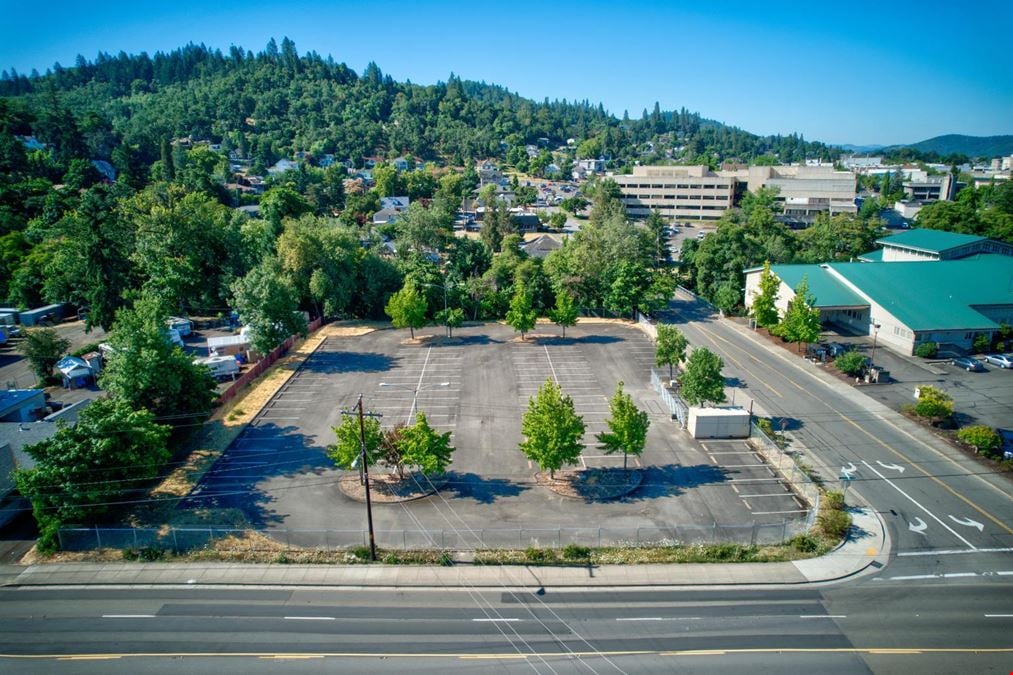 0 Ne Diamond Lake Blvd , Roseburg, OR 97470