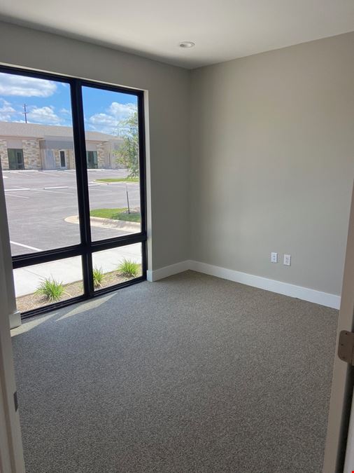 1908 Yaupon Trl, Bldg 1, Suite #104