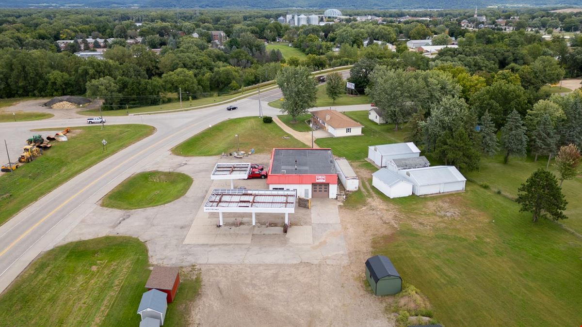 Versatile Automotive & Service Property with Excess Land | Near HWY 61