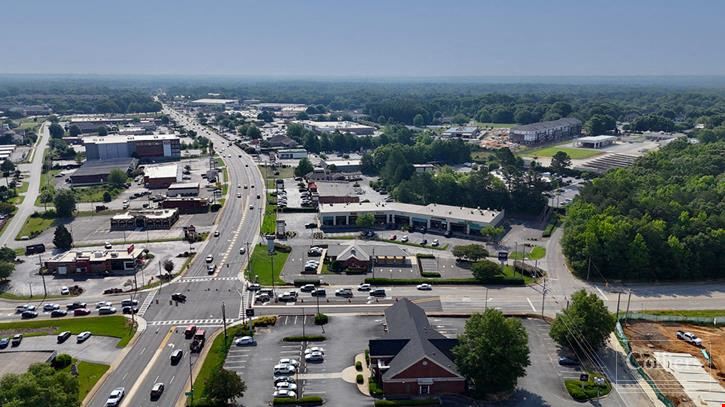 Prime Corner Retail Suites on Woodruff Rd