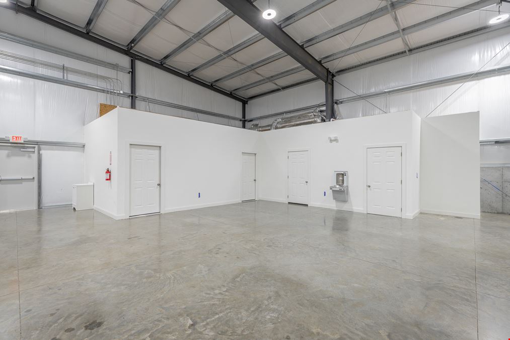 3907 Caine Ln - Sale
