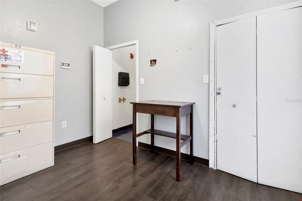 105 E Baker St