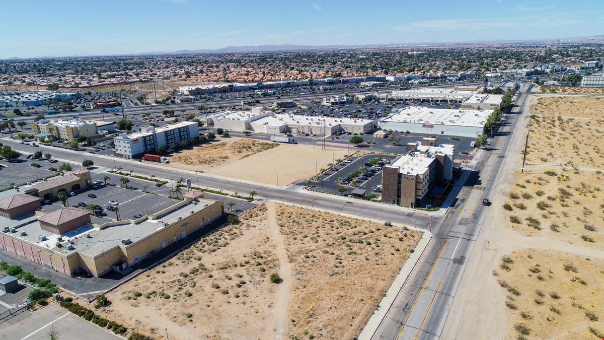 ±1.93 Acres Cottonwood Avenue