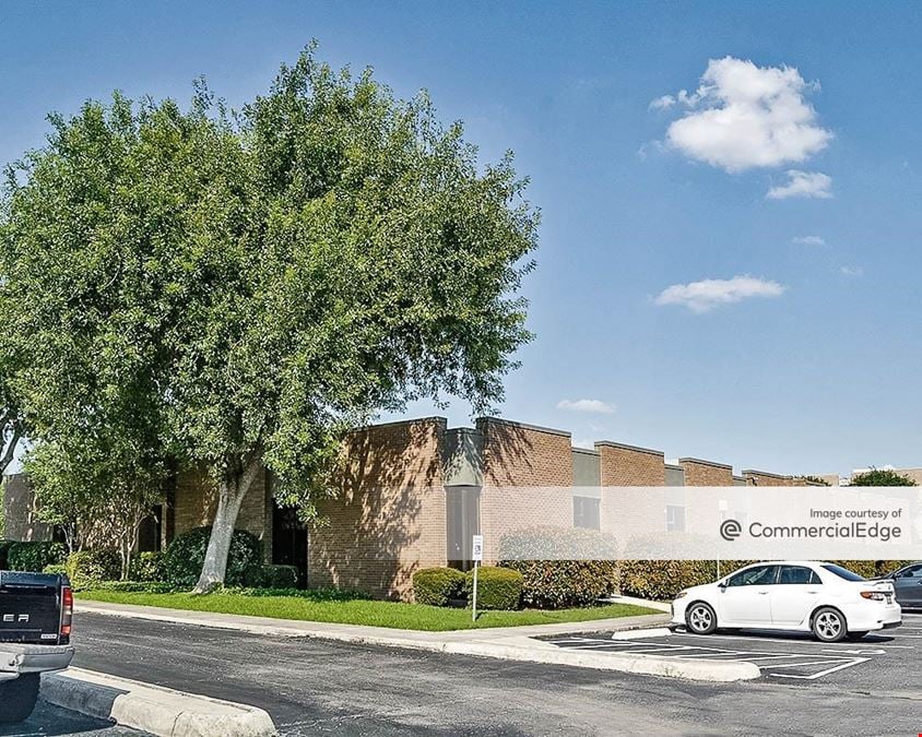 Centerview Crossing Office Park - Burnet & Brazos Buildings