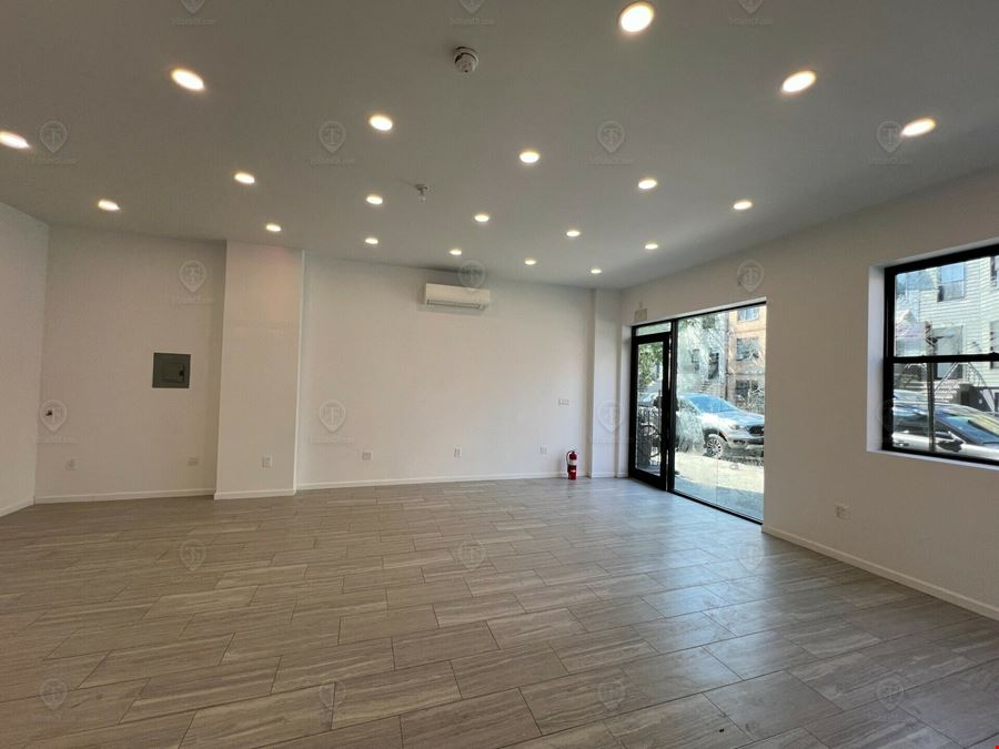 1,200 SF | 448 Wilson Avenue | Newly Renovated Corner Duplex W/ Split Units for Lease