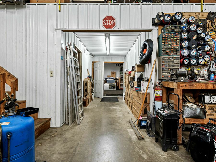 Turn key boat and ATV repair shop is ready for new ownership!