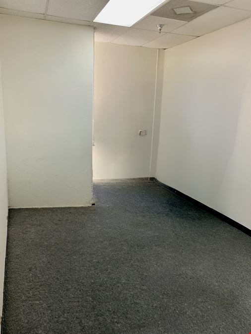 9401 W. Goshen Avenue Office Industrial