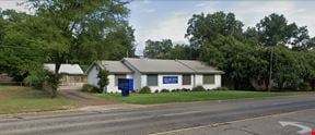 1,939 sqft office building on Texas Blvd