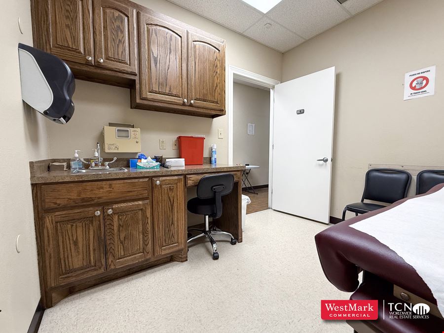 5424 19th Street Suite 300 