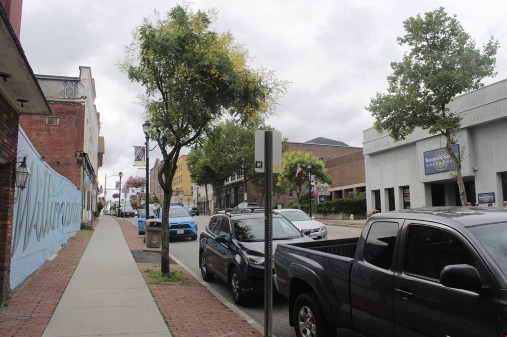 757 Main St Windham