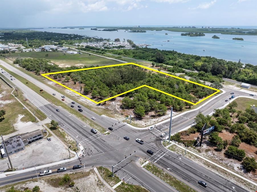 2300 N Us Hwy 1, Fort Pierce, FL, 34946