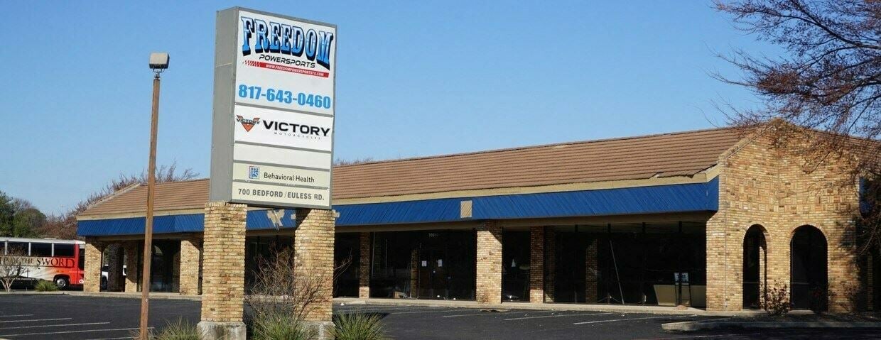 700 W Bedford Euless Rd