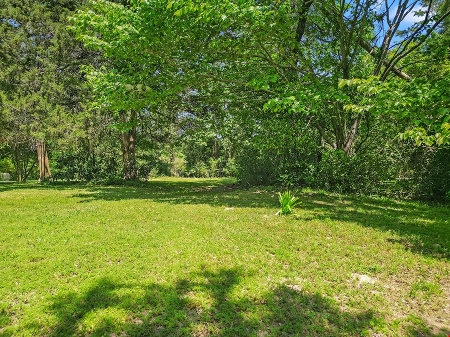 Spacious 9 Acre Tract in Magnolia, TX – Ideal for Residential, Commercial or Investment