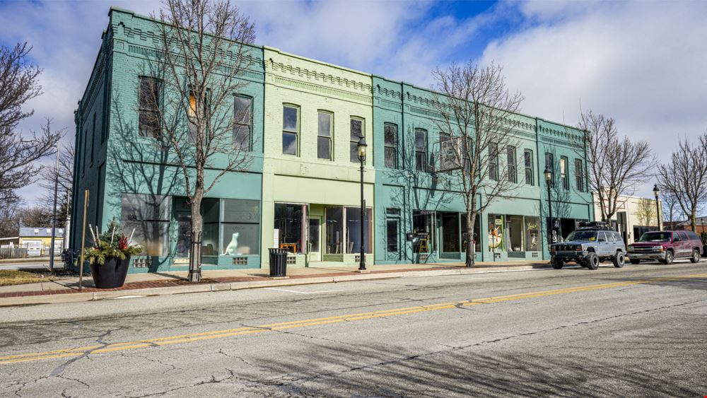 301 E Midland