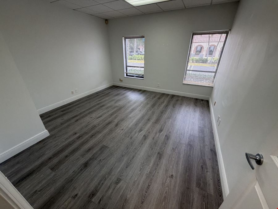 1785 SF Suite 107 Professional and Medical Office Space
