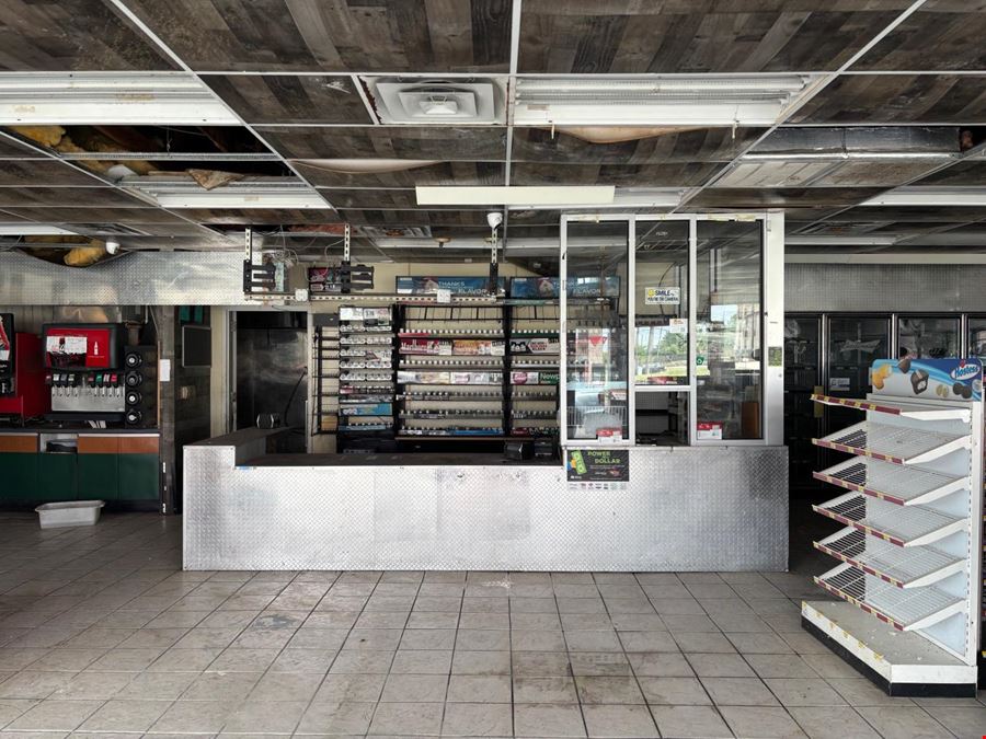 Former Convenience Store & Fuel Station
