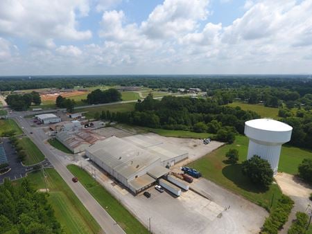 Preview of Industrial space for Rent at 15894 Lucas Ferry Road