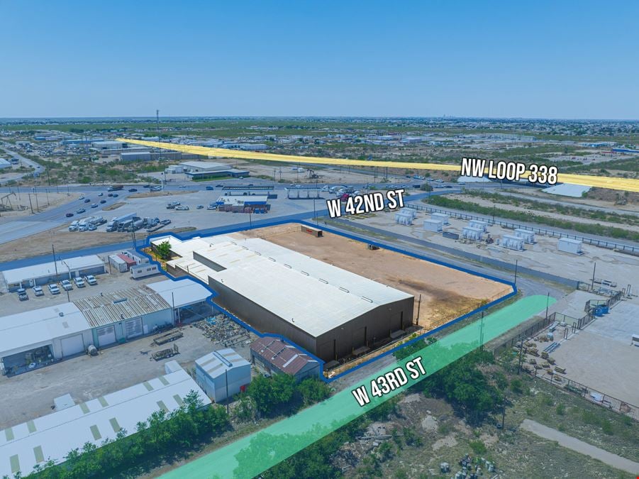 Amenity Heavy ±30,000 SF Industrial Office/Warehouse
