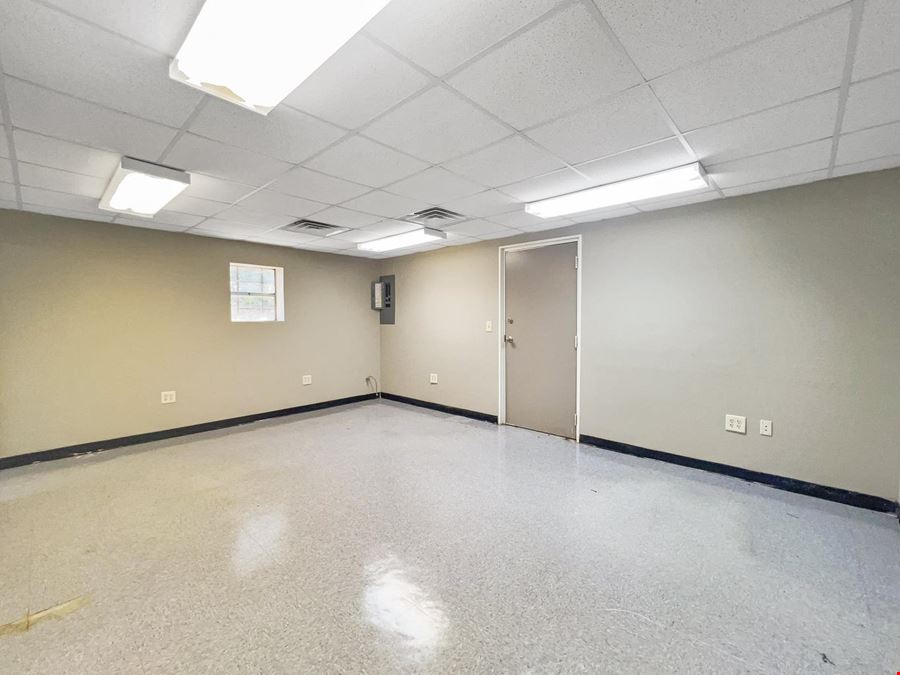 3220 Money Rd Montgomery