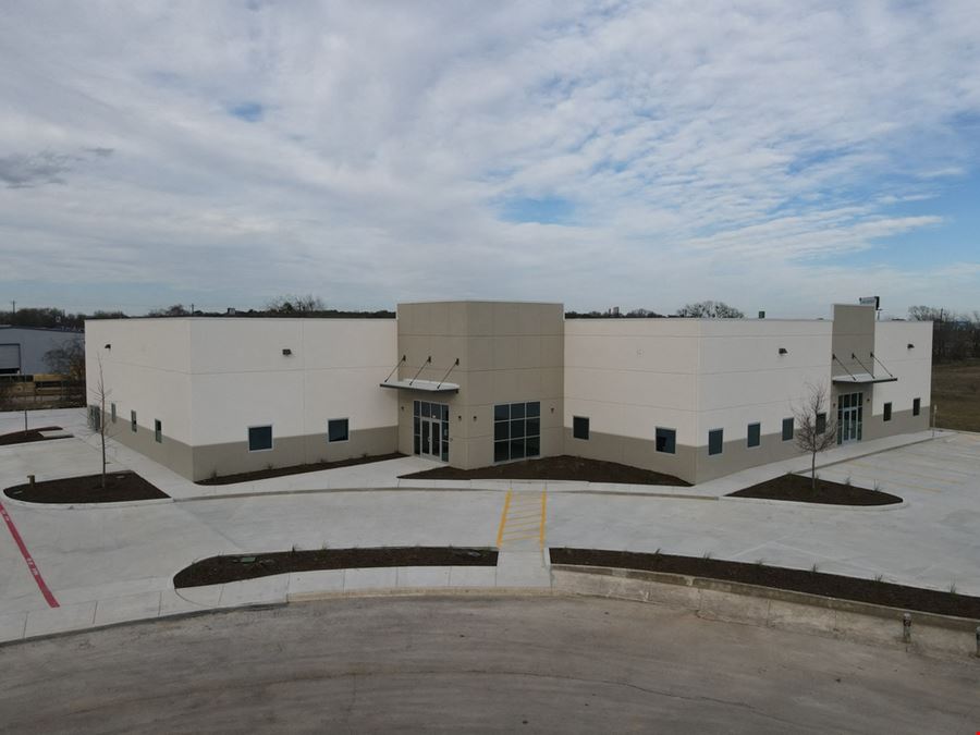 7,000 - 14,000 SF Industrial Space For Lease