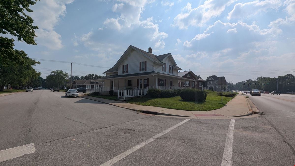 1201 Lincolnway W