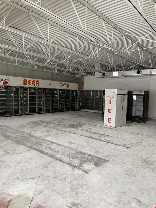 970 - 1000 Sumpter Road - Sale