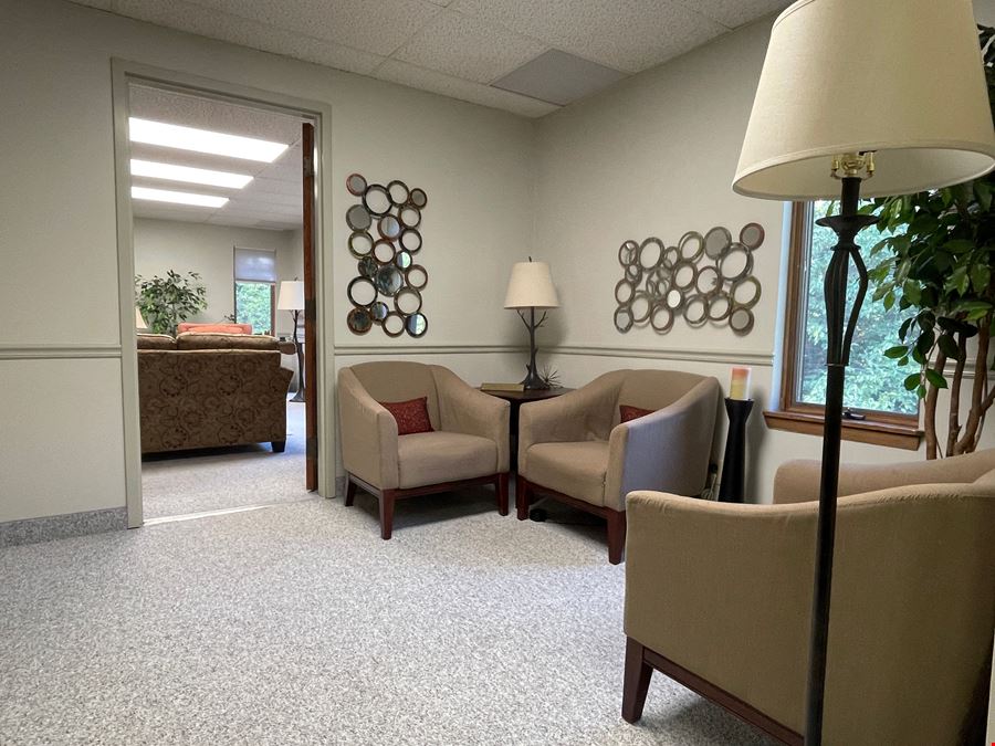 5113 N Executive Dr Suite 103