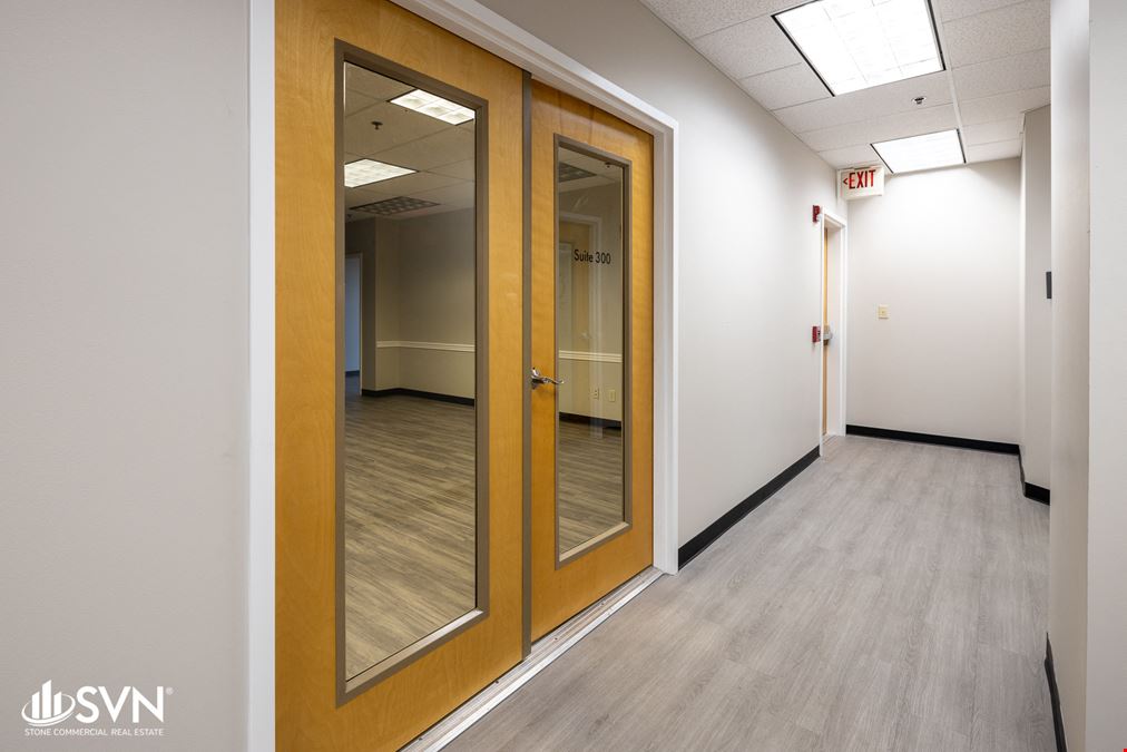 2,215 SF Turn-Key Office Suite in Beaumont