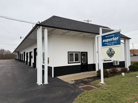 Preview of Retail space for Rent at 1206 W Maple St