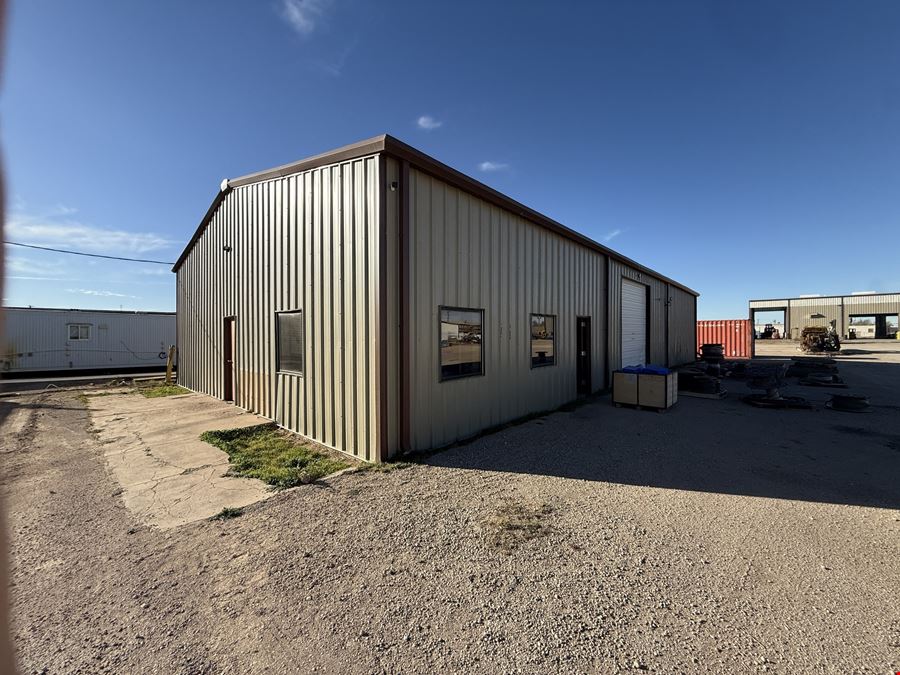 25-ton Crane Served Facility on 10 Acres