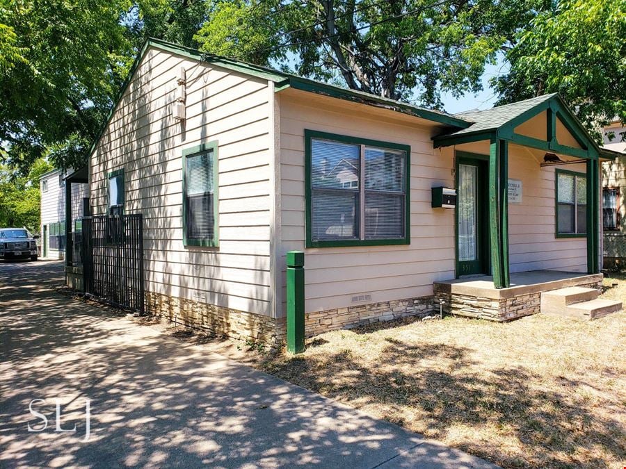 Oak Lawn Office Building