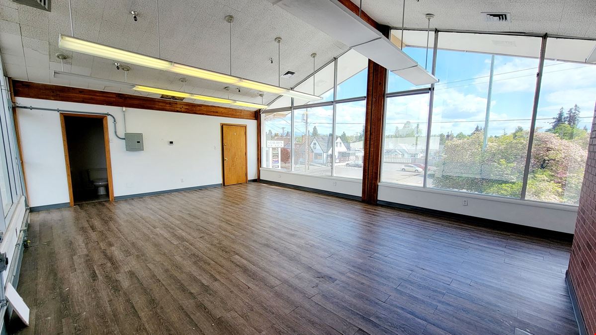 Stayton Plaza