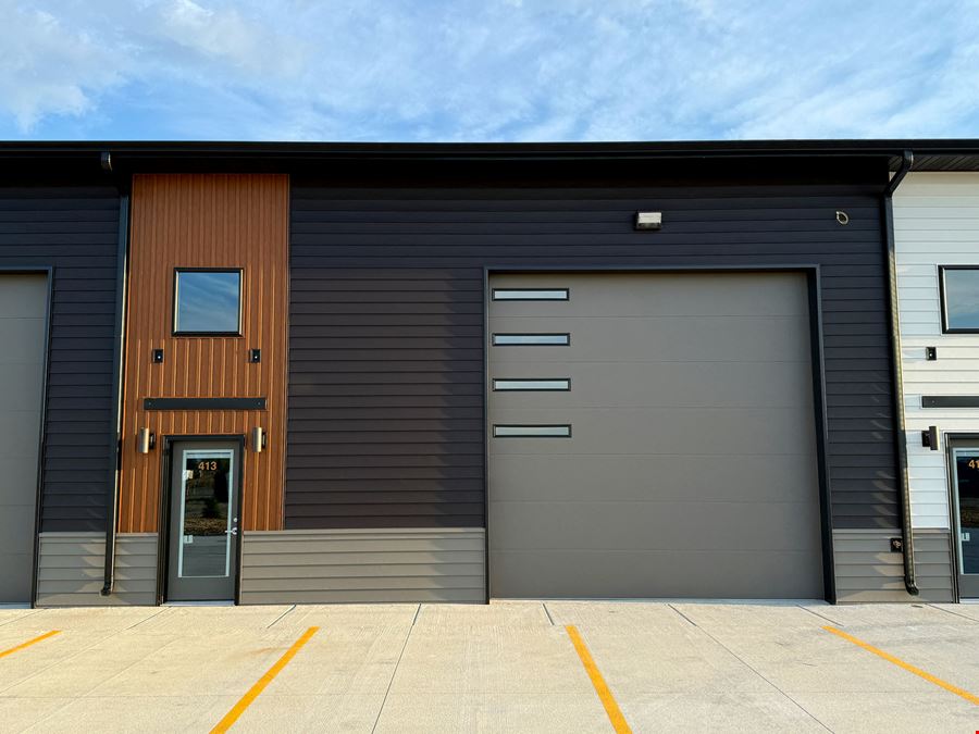 109 Fisher Lane, Unit 413
