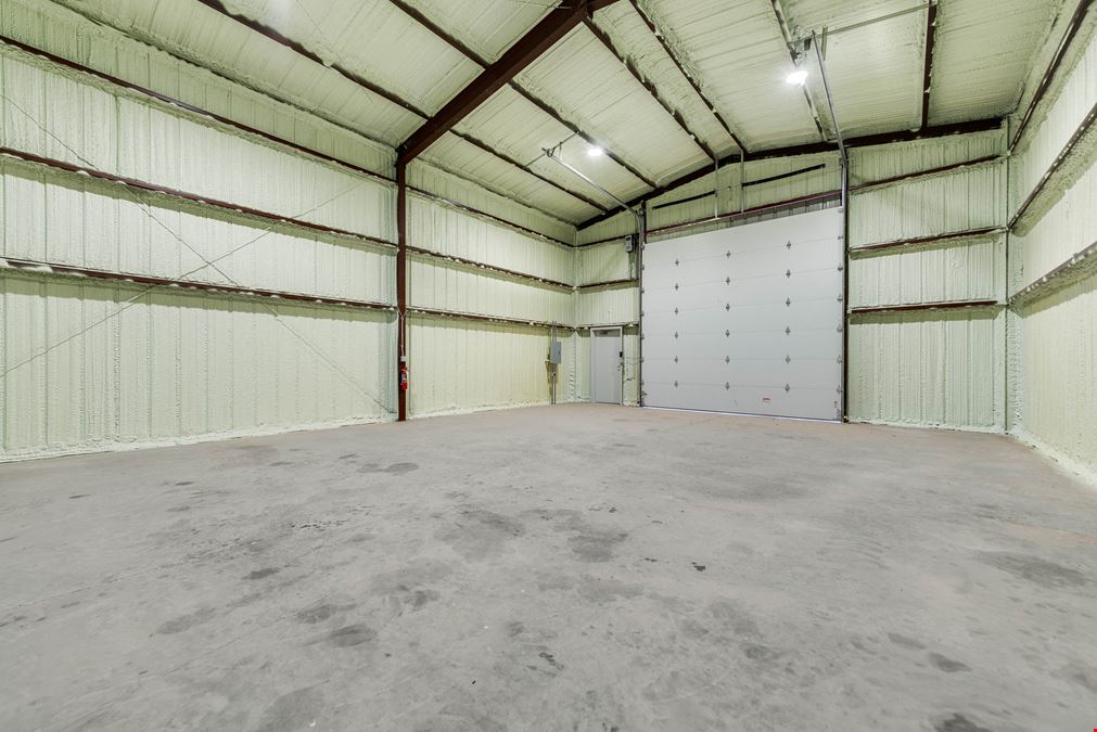 Office/Warehouse & Shop on FM 1788