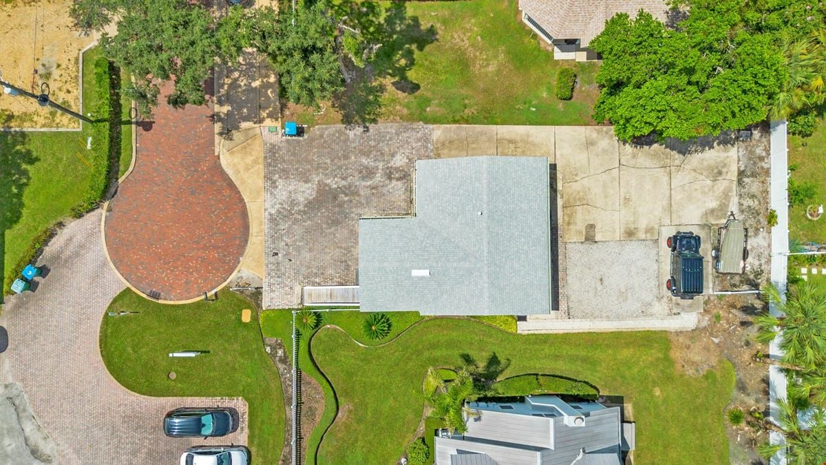 125 W Pine Avenue