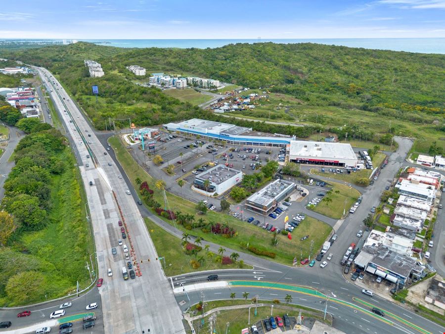Eastern Plaza Ave. Valero