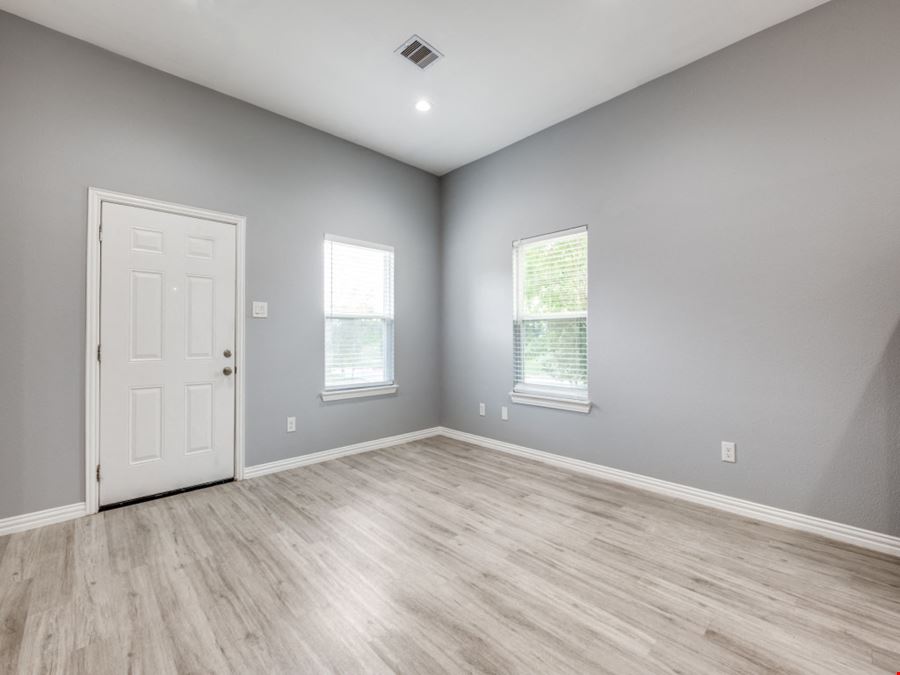 Hampton Duplexes