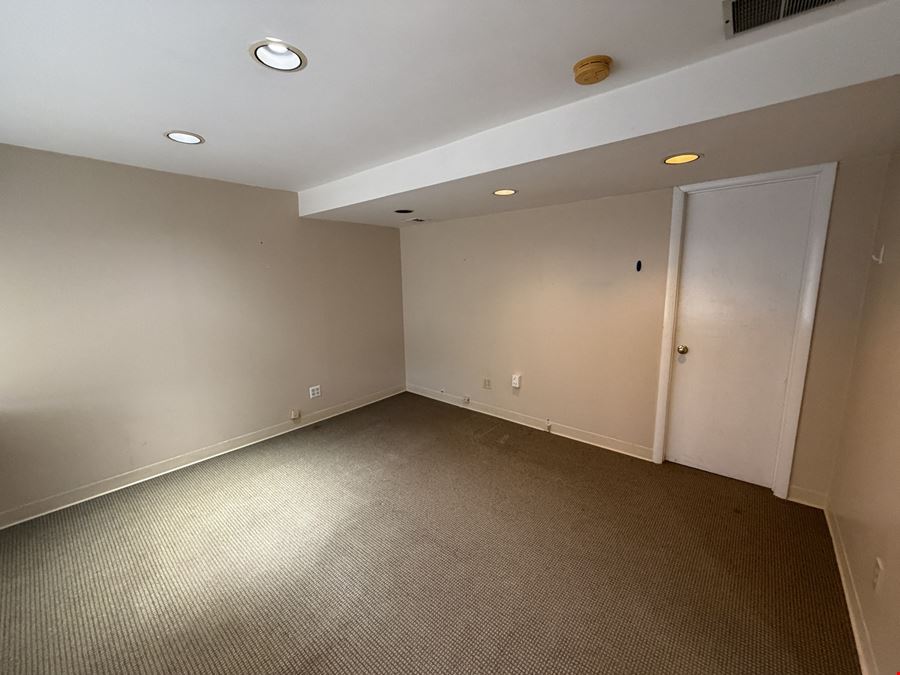 1815 Horace Ave-Office