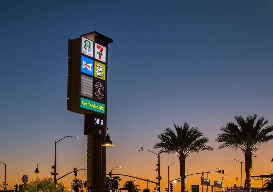 5th Street Gateway