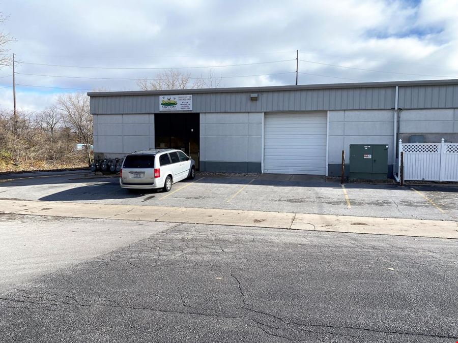 5123 Tremont Ave, Davenport