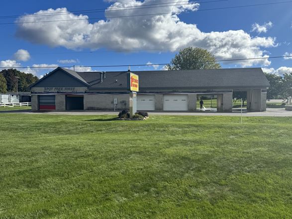Preview of Retail space for Sale at 3950 Alpha Blvd
